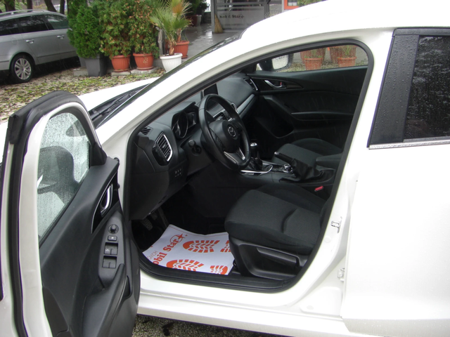 Mazda 3 2.2d NAVI 6ck.EURO 6B - автомобили, коли, обяви за нови и употребявани 8