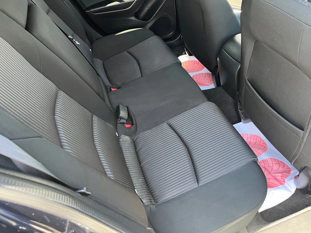 Mazda 3 2.2 D/Automat - автомобили, коли, обяви за нови и употребявани 8