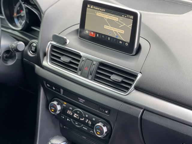 Mazda 3 1.5D Skyactiv - автомобили, коли, обяви за нови и употребявани 10
