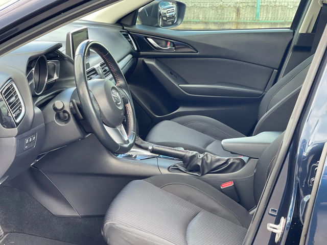 Mazda 3 1.5D Skyactiv - автомобили, коли, обяви за нови и употребявани 13