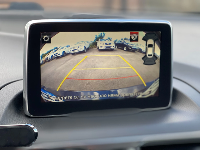 Mazda 3 1.5D Skyactiv - автомобили, коли, обяви за нови и употребявани 15