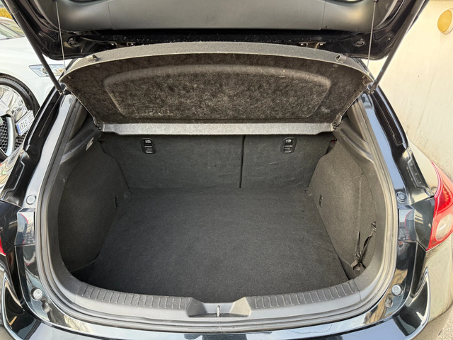 Mazda 3 2.0 SKYACTIVE 89000KM!!! BOSE NAVI KEYLESS XENON - автомобили, коли, обяви за нови и употребявани 15