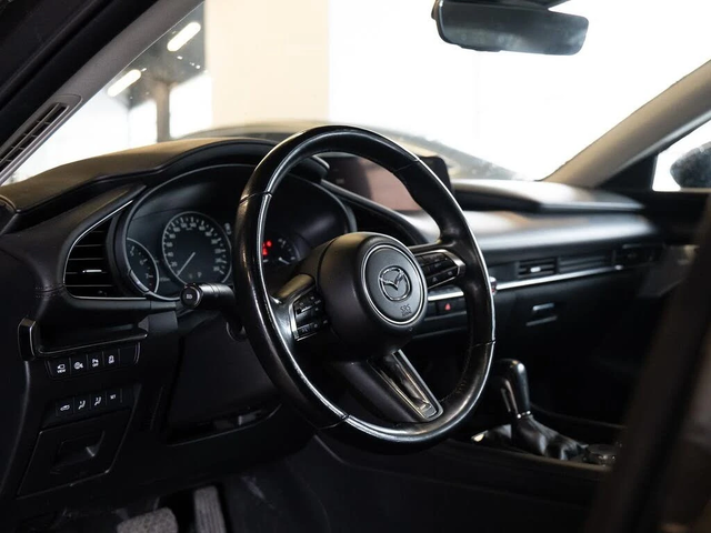 Mazda 3 GT Sedan AWD * АвтоКредит* (ЦЕНА ДО БГ) - автомобили, коли, обяви за нови и употребявани 13