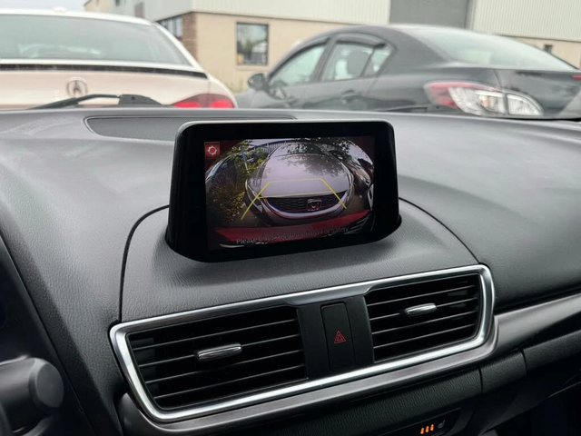 Mazda 3 * АвтоКредит * (ЦЕНА ДО БГ) - автомобили, коли, обяви за нови и употребявани 13