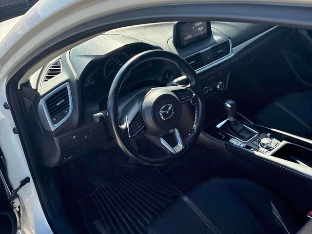 Mazda 3 * GT * CARFAX * 2 КЛЮЧА * KEYLESS * ПОДГРЕВИ - автомобили, коли, обяви за нови и употребявани 4