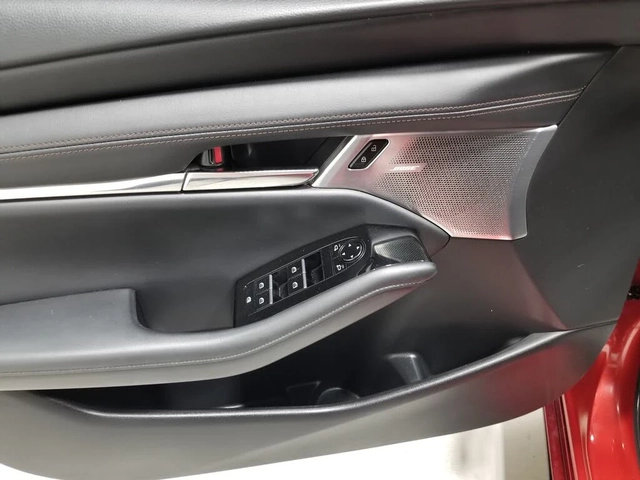 Mazda 3 Premium Hatch | AWD | Мъртва точка | Подгрев - автомобили, коли, обяви за нови и употребявани 10