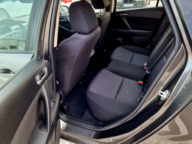 Mazda 3 MZR-CD 2.2 Navi - автомобили, коли, обяви за нови и употребявани 13