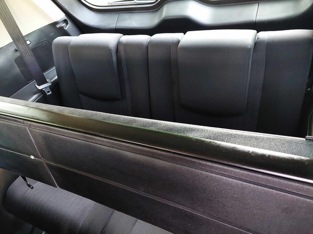 Mazda 5 1, 8i 116ps Germany - автомобили, коли, обяви за нови и употребявани 8