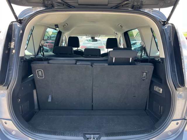 Mazda 5 2.0D 6+ 1 - автомобили, коли, обяви за нови и употребявани 7