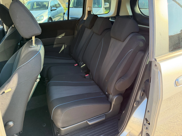 Mazda 5 1.8i 6ck ITALY - автомобили, коли, обяви за нови и употребявани 11