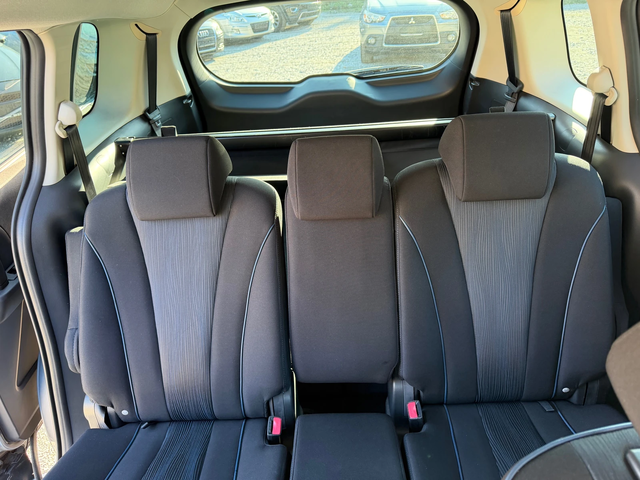 Mazda 5 1.8i 6ck ITALY - автомобили, коли, обяви за нови и употребявани 12