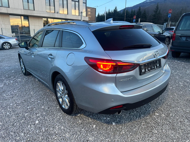 Mazda 6 ШВЕЙЦАРИЯ АВТОМАТИК НАВИГАЦИЯ - автомобили, коли, обяви за нови и употребявани 4