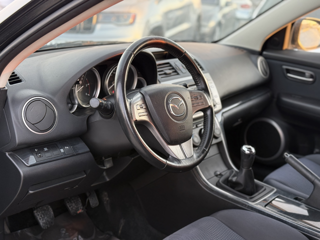 Mazda 6 2.0D* 2009г* Ръчка* Топ Състояние* Сервизна* 212.000KM - автомобили, коли, обяви за нови и употребявани 6