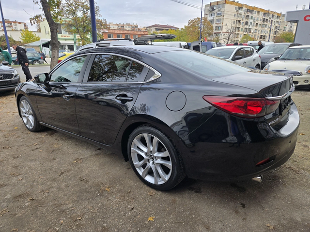 Mazda 6 2, 2 Sky актив - автомобили, коли, обяви за нови и употребявани 4