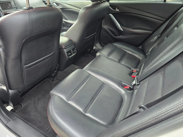 Mazda 6 2.2d 175к.с Проблем в мотора - автомобили, коли, обяви за нови и употребявани 10