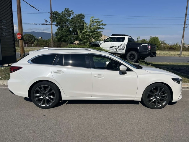 Mazda 6 SkyActive Limited Edition 4x4 - автомобили, коли, обяви за нови и употребявани 2