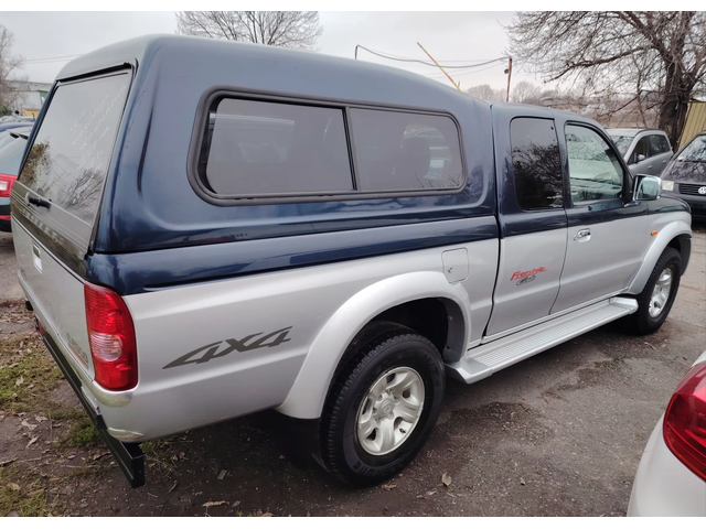 Mazda B2500 2.5TDI/HARDTOP - автомобили, коли, обяви за нови и употребявани 3