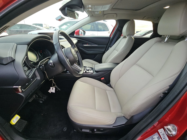 Mazda CX-30 4X4 - автомобили, коли, обяви за нови и употребявани 5