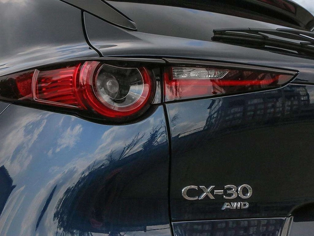Mazda CX-30 GT / ЧИСТО НОВА ОТ МАГАЗИНА ! ЦЕНА ДО БГ - автомобили, коли, обяви за нови и употребявани 10
