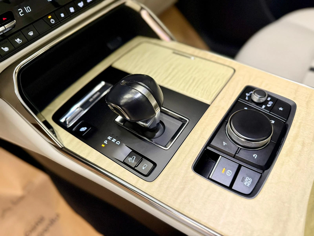 Mazda CX-60 E SkyActive PHEV* AWD* Лизинг* Bose* - автомобили, коли, обяви за нови и употребявани 12