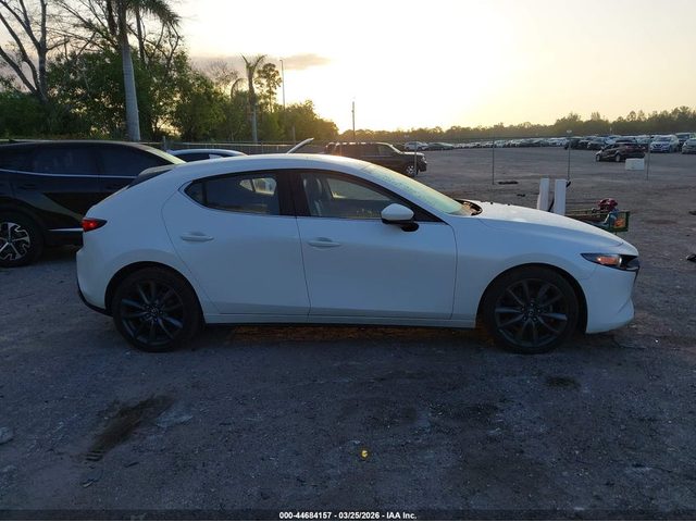 Mazda MAZDA3 2.5L I-4 DI, DOHC, VVT, 186HP Front Wheel Drive - автомобили, коли, обяви за нови и употребявани 12