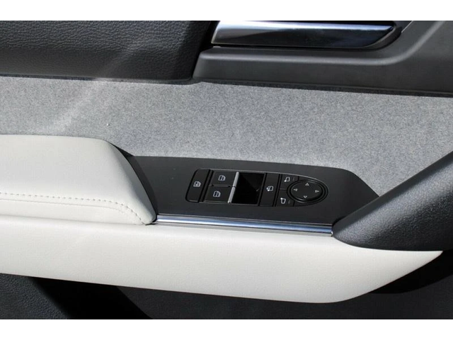 Mazda MX-30 e-SKYACTIV ADVANTAGE - автомобили, коли, обяви за нови и употребявани 12