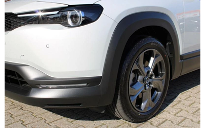 Mazda MX-30 e-SKYACTIV ADVANTAGE - автомобили, коли, обяви за нови и употребявани 6