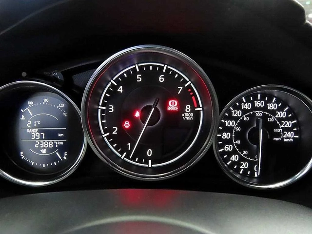 Mazda Mx-5 - автомобили, коли, обяви за нови и употребявани 9