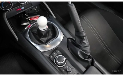 Mazda Mx-5 MIATA* КАМЕРИ* CARPLAY - автомобили, коли, обяви за нови и употребявани 8
