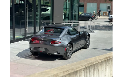 mazda-mx-5-miata-manual-low-mileage-clean-carfax-gt-6sp-black-lea-rear-wheel-drive - 5