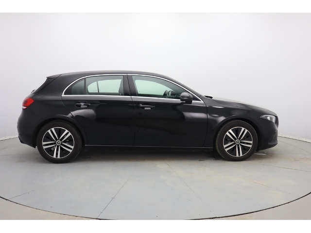 Mercedes A180 - автомобили, коли, обяви за нови и употребявани 10