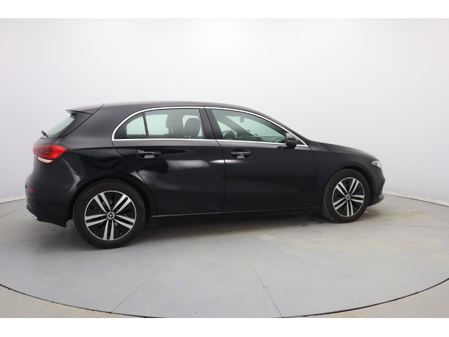 Mercedes A180 - автомобили, коли, обяви за нови и употребявани 12