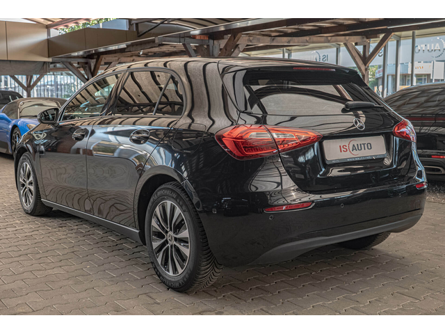 Mercedes A180d VirtualПодгрев/Lane Assist/Sport - автомобили, коли, обяви за нови и употребявани 4