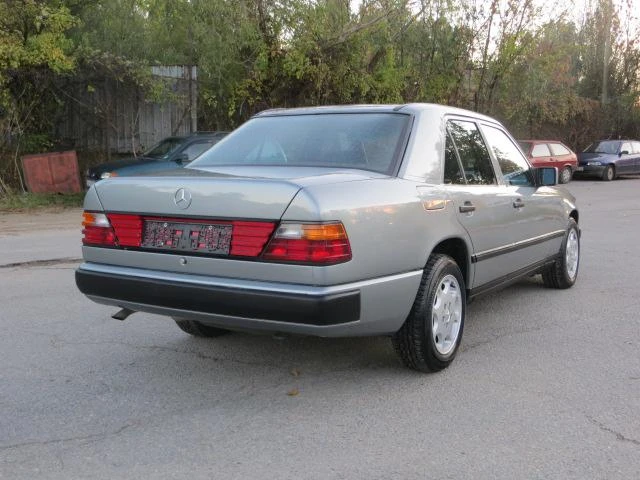 Mercedes-Benz 124 E230 реални км. - автомобили, коли, обяви за нови и употребявани 4