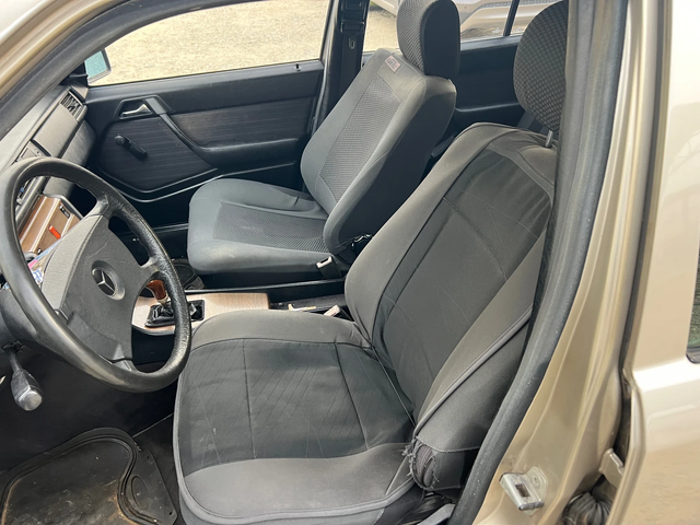 Mercedes-Benz 124 200D 72к.с. Шибедах - автомобили, коли, обяви за нови и употребявани 10