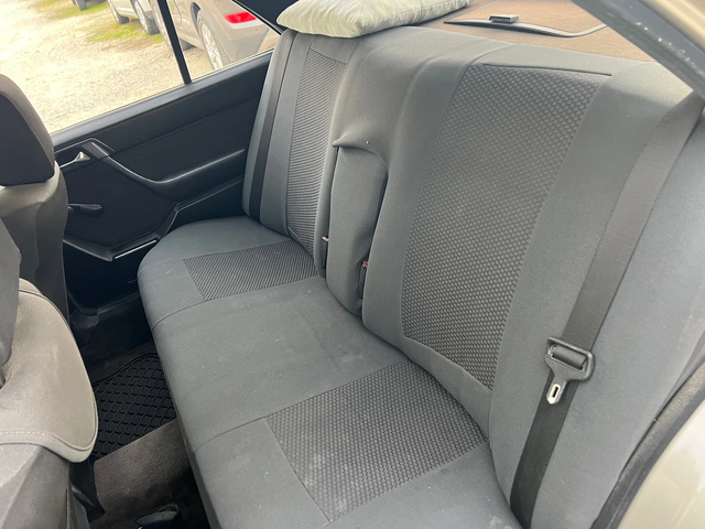 Mercedes-Benz 124 200D 72к.с. Шибедах - автомобили, коли, обяви за нови и употребявани 11