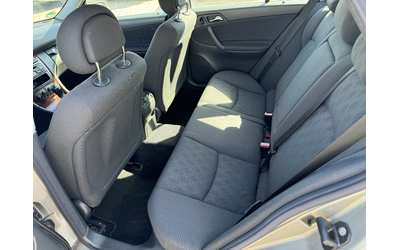 Mercedes-Benz 190 180 kompressor. Автоматик - автомобили, коли, обяви за нови и употребявани 11