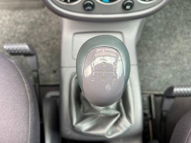 Mercedes-Benz 190 CDI - автомобили, коли, обяви за нови и употребявани 11