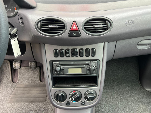 Mercedes-Benz 190 CDI - автомобили, коли, обяви за нови и употребявани 9