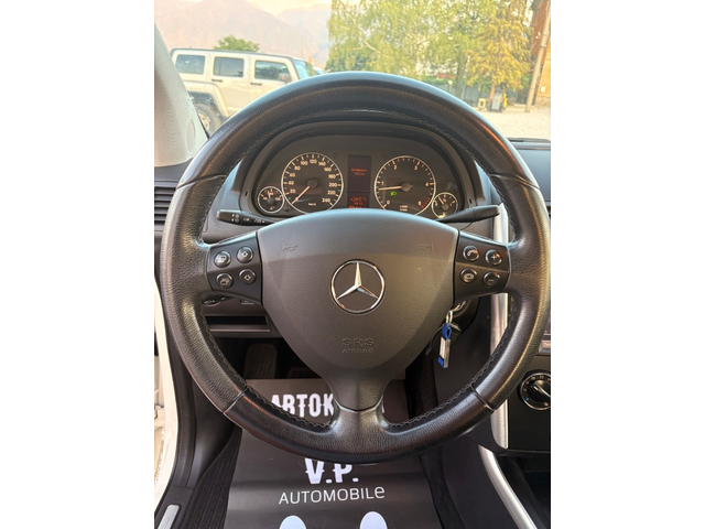 Mercedes-Benz 190 CDI PREMIUM - автомобили, коли, обяви за нови и употребявани 10