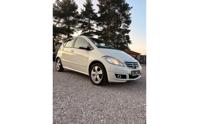 mercedes-benz-190-cdi-premium - 2