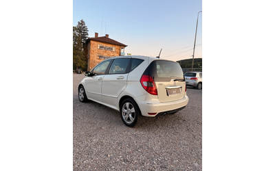 mercedes-benz-190-cdi-premium - 3