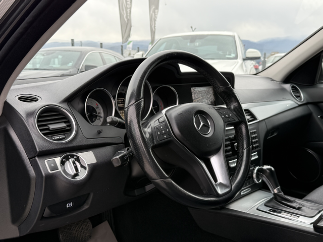 Mercedes-Benz 220 D* 2012г* Топ Състояние* 237.000КМ* Сервизна История - автомобили, коли, обяви за нови и употребявани 7