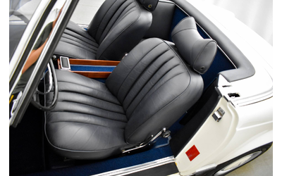 Mercedes-Benz 230 SL - автомобили, коли, обяви за нови и употребявани 10