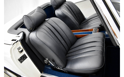 Mercedes-Benz 230 SL - автомобили, коли, обяви за нови и употребявани 29