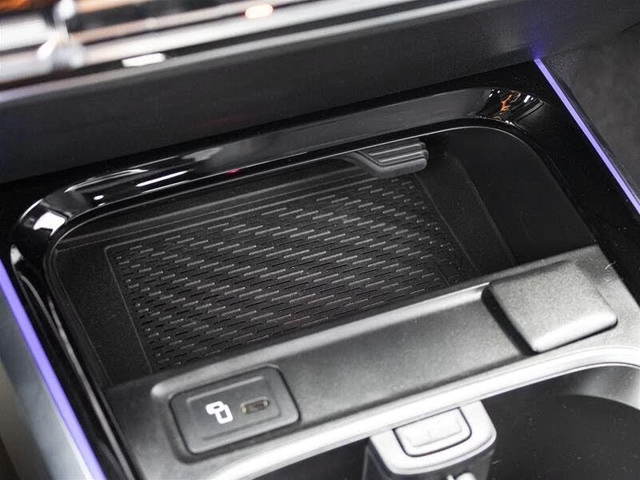 Mercedes-Benz 250 RWD* АвтоКредит* (ЦЕНА ДО БГ) - автомобили, коли, обяви за нови и употребявани 11