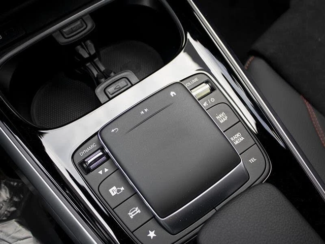 Mercedes-Benz 250 RWD* АвтоКредит* (ЦЕНА ДО БГ) - автомобили, коли, обяви за нови и употребявани 13