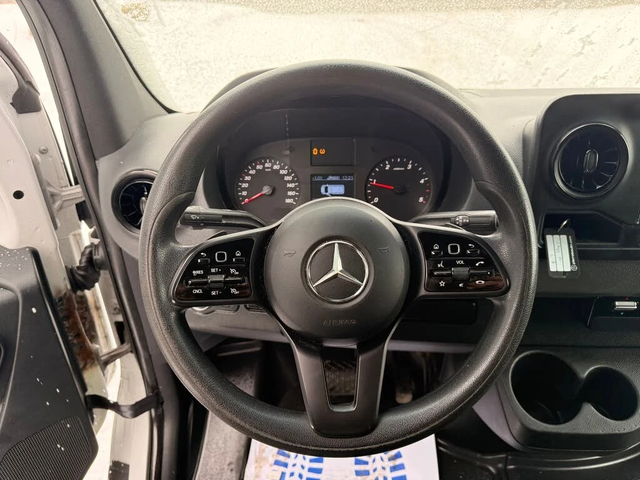 Mercedes-Benz 250 RWD* АвтоКредит* (ЦЕНА ДО БГ) - автомобили, коли, обяви за нови и употребявани 10