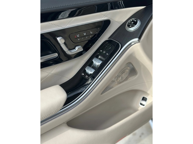 Mercedes-Benz 300 SLR S 400d Long 4Matic AMG-Line - автомобили, коли, обяви за нови и употребявани 9