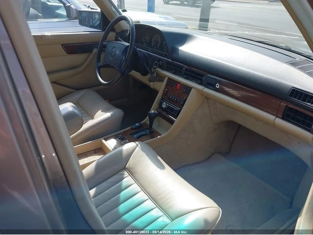 Mercedes-Benz 420 SEL - автомобили, коли, обяви за нови и употребявани 4
